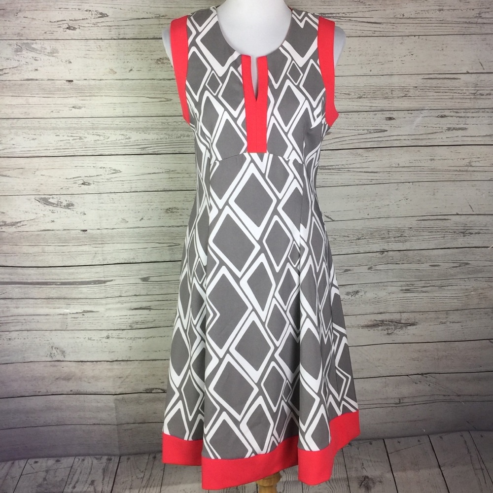 Robbie Bee Gray White Sleeveless Fit Flare Dress